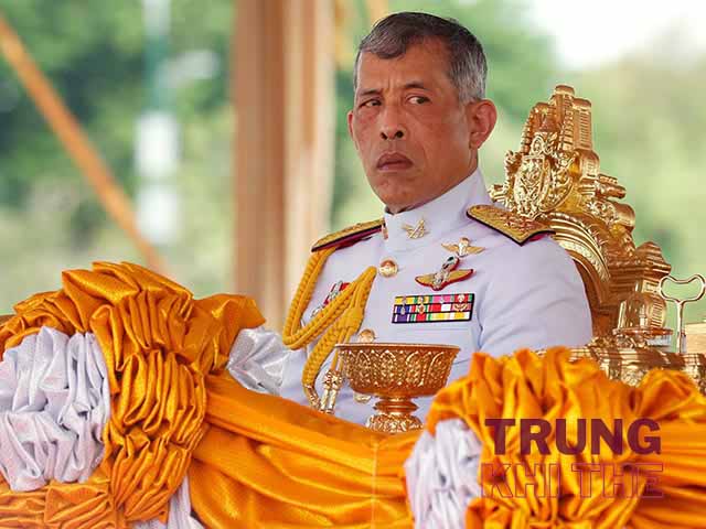 Màu vàng đại diện cho Hoàng Gia Ở Thái Lan
